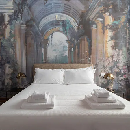 Italianway Collection - Barberini Elegantia Apartments Roma-3